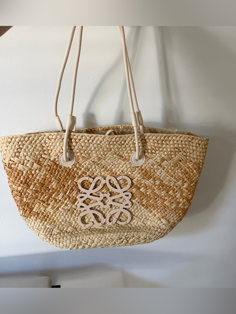 Straw Shoulder Anagram Bucket Beach Bag NWT